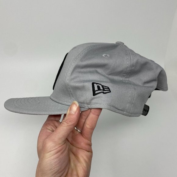 Star Wars Grey Hat with Storm Trooper logo, Snapback Cap, New Era 9FIFTY - OSFM - Picture 2 of 6